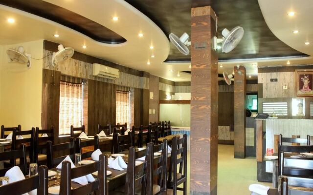 OYO Rooms 100ft Road Udaipur