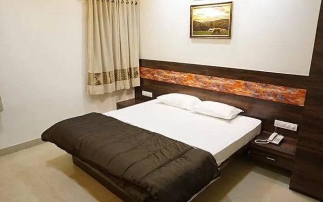 Fabhotel Rajdhani Ii