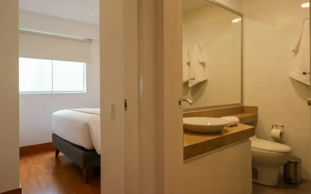 w Elegant 2BR w Spacious Terrace in Miraflores