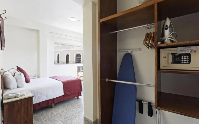 Olmeca Plaza Urban Express Hotel