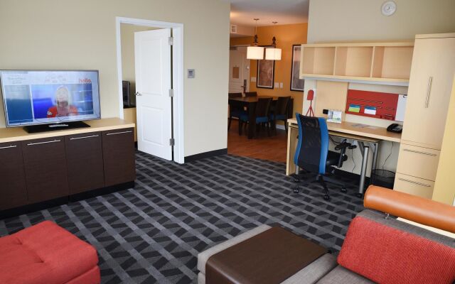 TownePlace Suites Lawrence Downtown