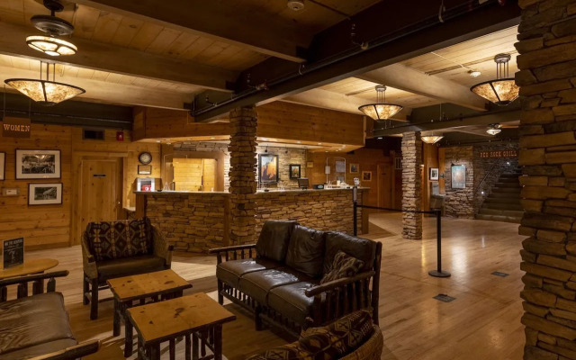 Zion Lodge