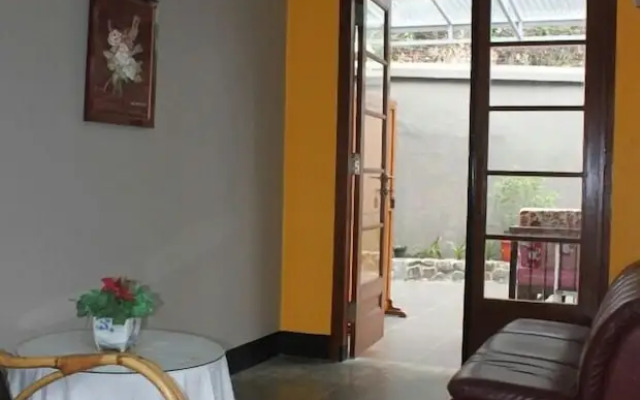 De Riau Cottage by HouseinBandung