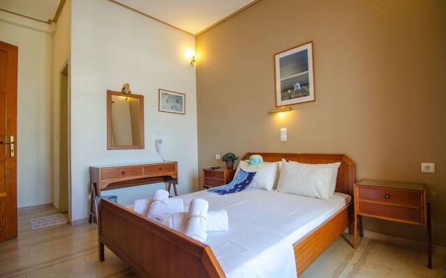 Almira Inn