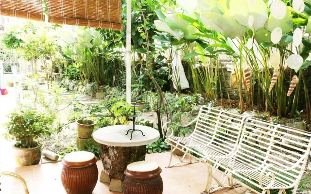 Foo Homestay