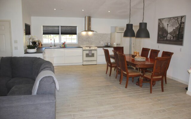 Villa Florida - Comfort - 4 Bedroom