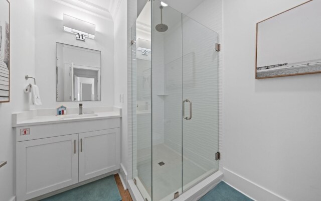 Totally Beachin' at Pelican Place