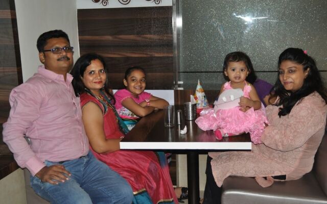 Hotel Galaxy Residency