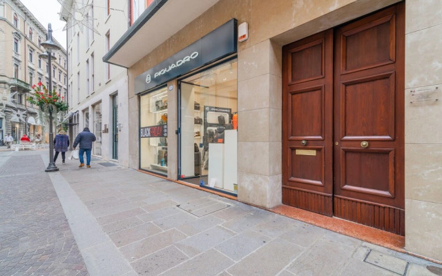 San Fermo Luxury Apartment