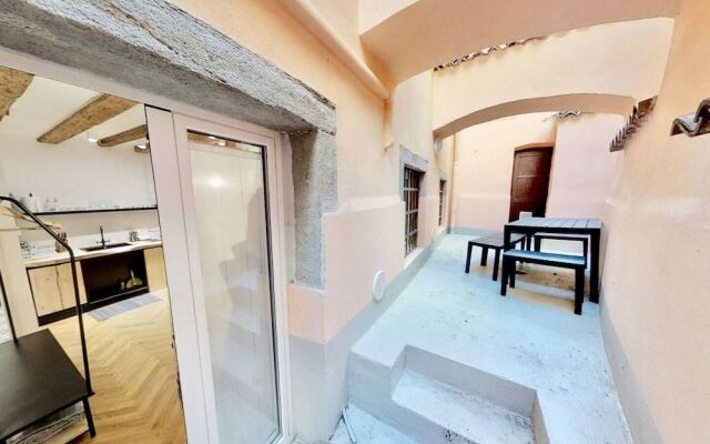 Triestevillas - Brand new Studio w/ AC - Old Town