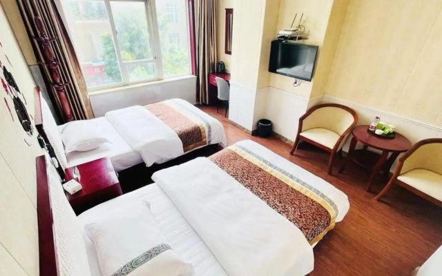 Jinhe Business Hotel(成都金河商务宾馆（成都双流国际机场海滨城店）)