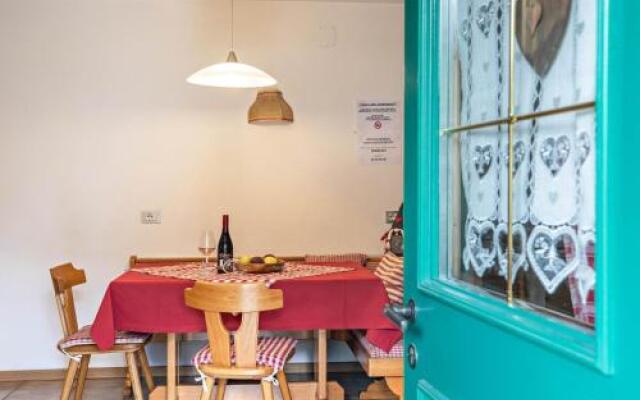 Ciasa Lino Apartment