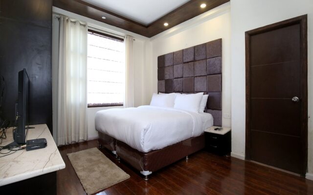 OYO 9894 Home Valley View 2BHK Bharari