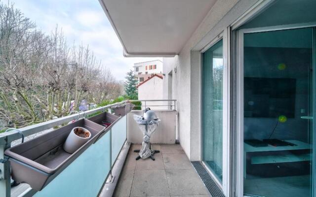 Nice 2 BDR in Rosny-sous-Bois