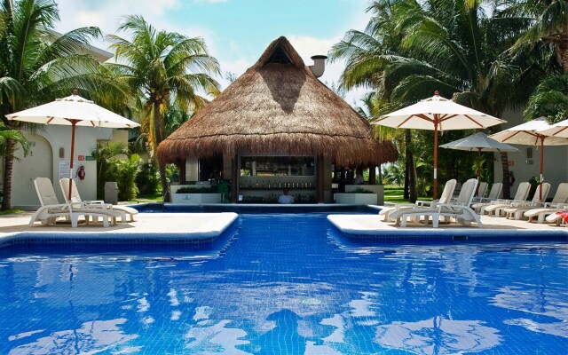 Laguna Suites Golf & Spa
