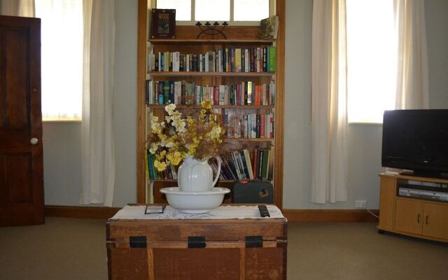 Stoke House Bed And Breakfast