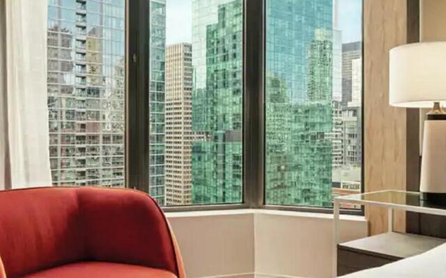 Hilton Grand Vacations Club Chicago Magnificent Mile