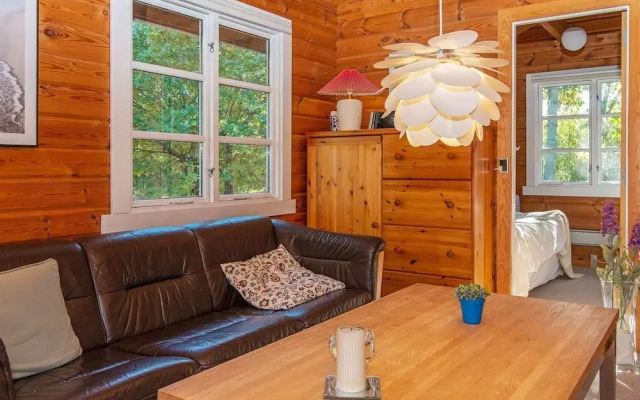 6 Person Holiday Home in Allingabro