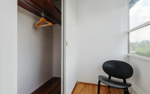 w Lovely 3BR w Fantastic Balcony in Condesa