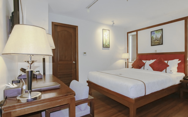 Poulo Wai Hotel and Apartment