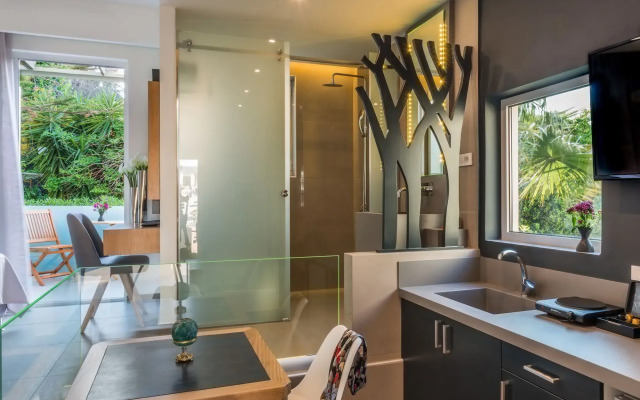 Forum Suites