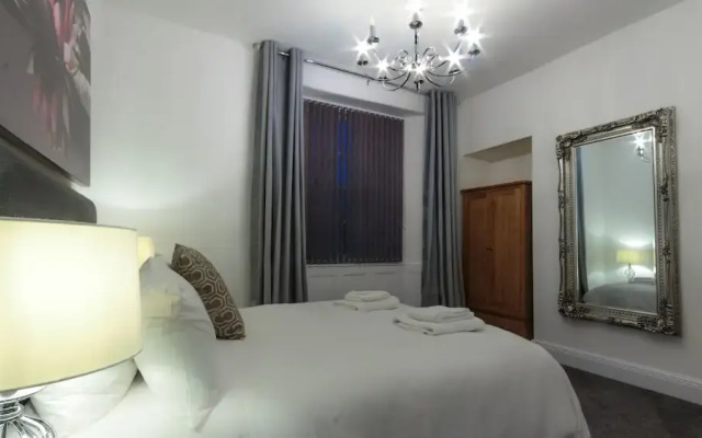 3 Bed- The Regency Suite