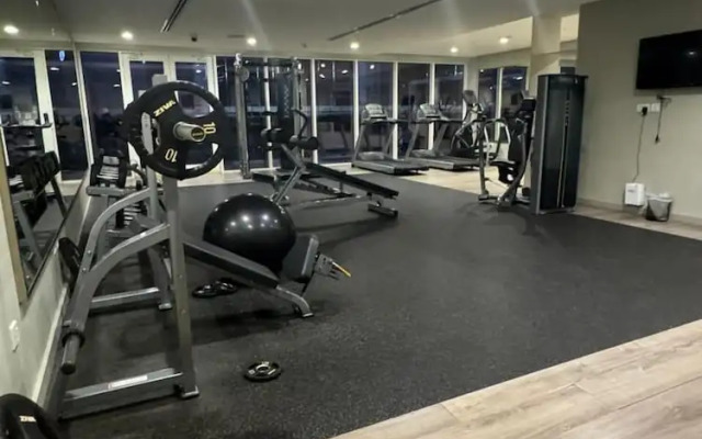 1BR Near metro.Canal  View. Mer. 1709