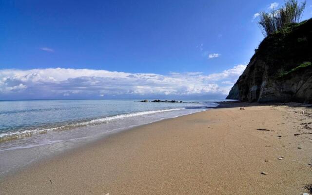 Darmanin Apartment 3 Gyalos Corfu