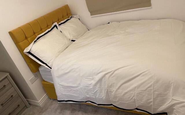 A luxurious 2-Bedroom flat in Rugby.