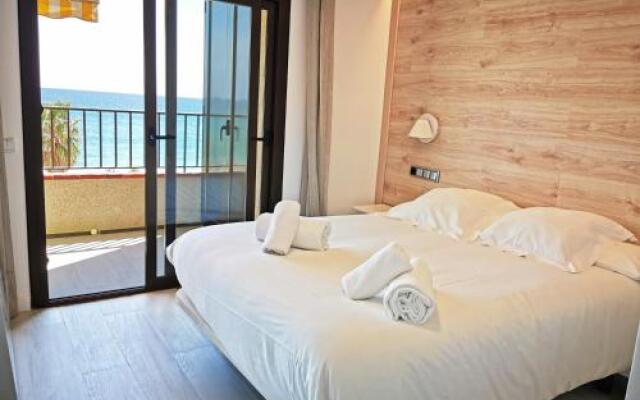 Apartaments Primera Linea Torre Valentina