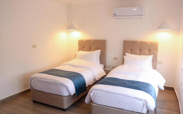 Red Carpet Suites