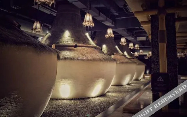 Qinghe Peninsula Hot Spring Resort Hotel