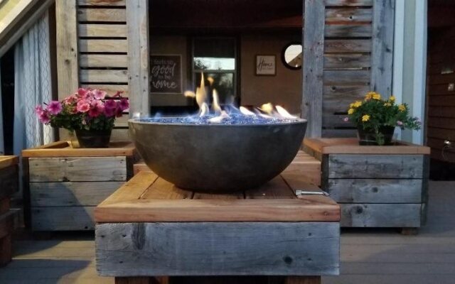 DeSoto Tudor on Capitol Hill