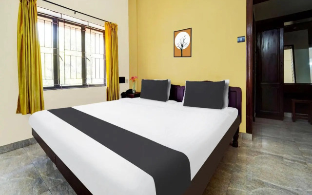 OYO Flagship 75052 Kuku Residency