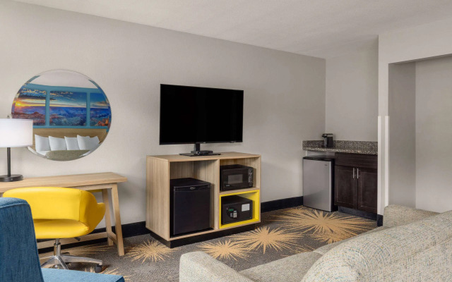 Days Inn by Wyndham Williams