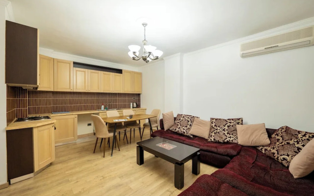 Tirent Apartment - Spacious 2-Bedroom Stay Near Liqeni i Thatë