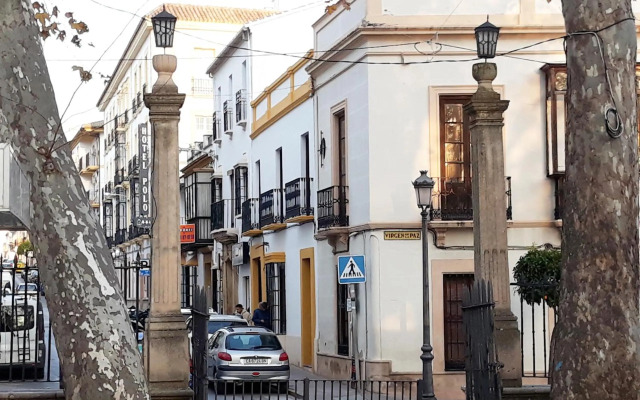 Puerta Alameda Suites