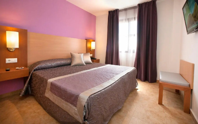 Apartamentos Leo Punta Umbría -  Solo Adultos