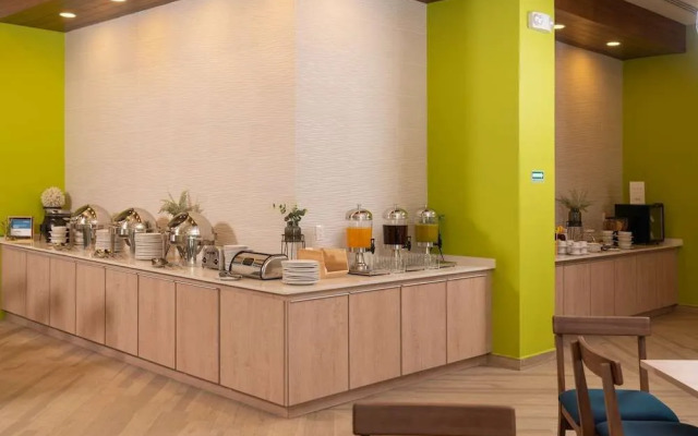 Fairfield by Marriott® Inn & Suites San Luis Potosi