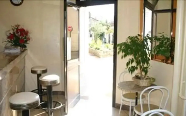 Hôtel Le Petit Château