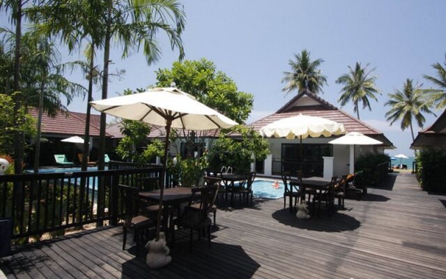 Fanari Khaolak Resort (Fanari Seafront Wing)