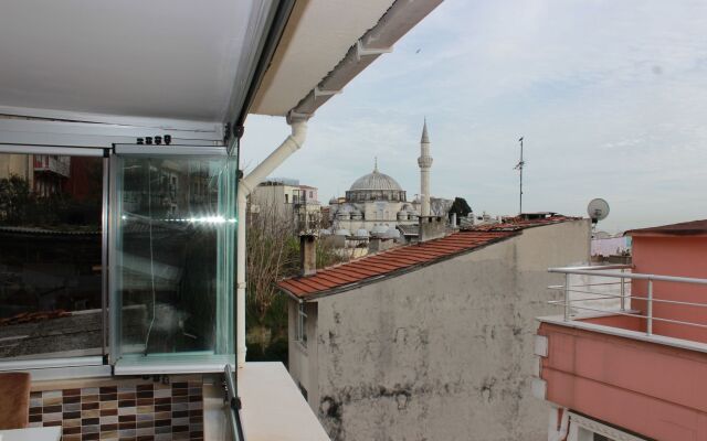 Carvan Hotel