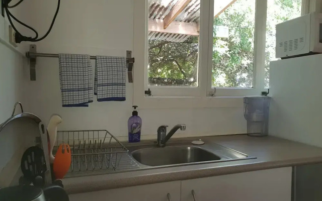 Eclectic 1 Bedroom Apartment in the Heart of Palm Beach