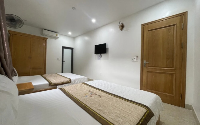 Galaxy Cat Ba Hotel Elite