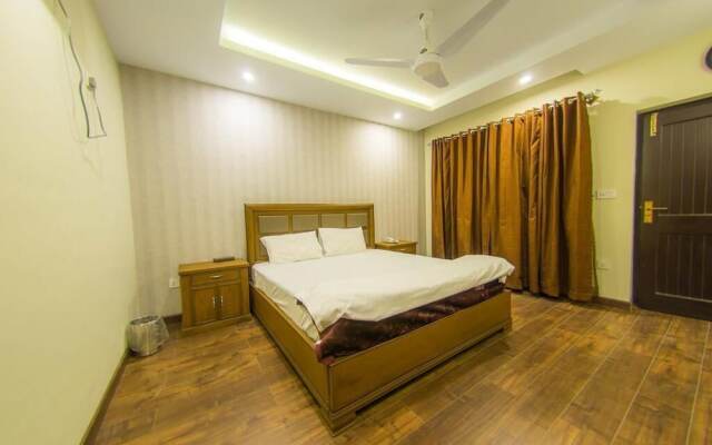 Karakuram Hotel
