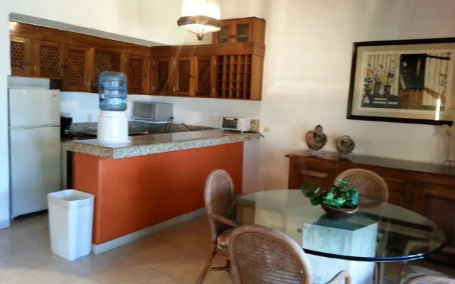 Los Tules Resort