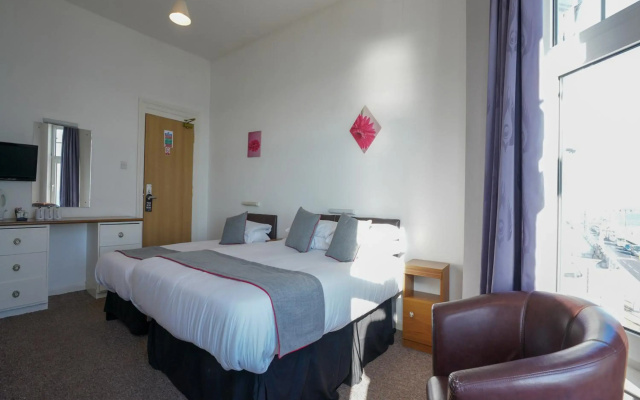 OYO Shanklin Beach Hotel