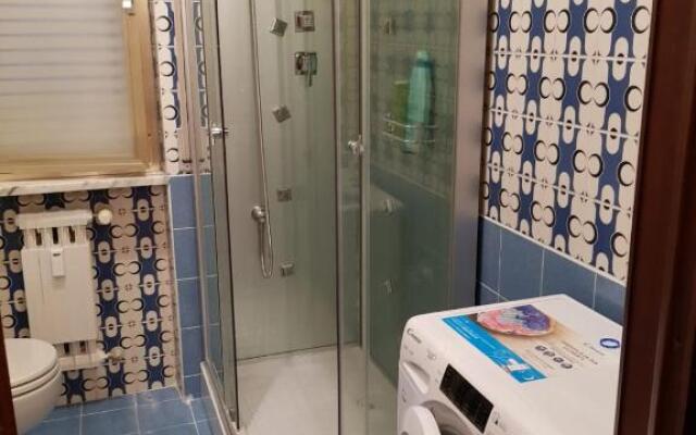 Appartamento a Alassio, zona tranquilla , posto auto.