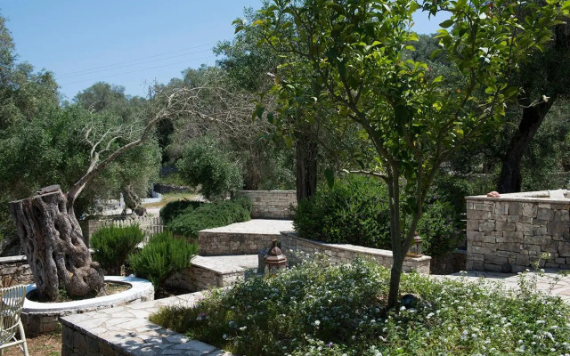 Paxos' Villa - Pool & AC