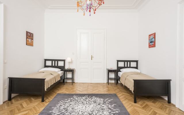 Senator Suite Stephansplatz by Welcome2Vienna